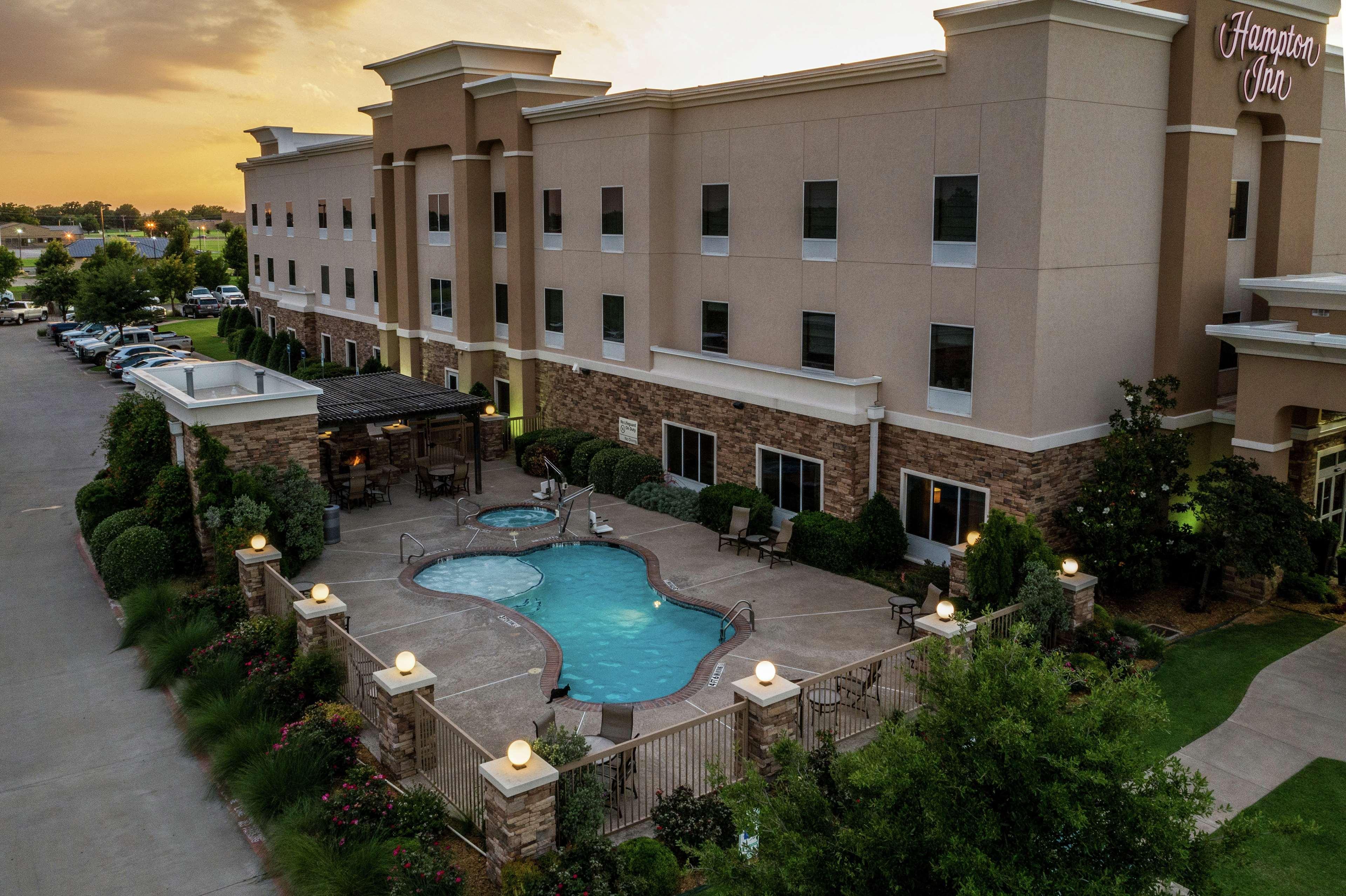 Hampton Inn Vernon Ngoại thất bức ảnh
