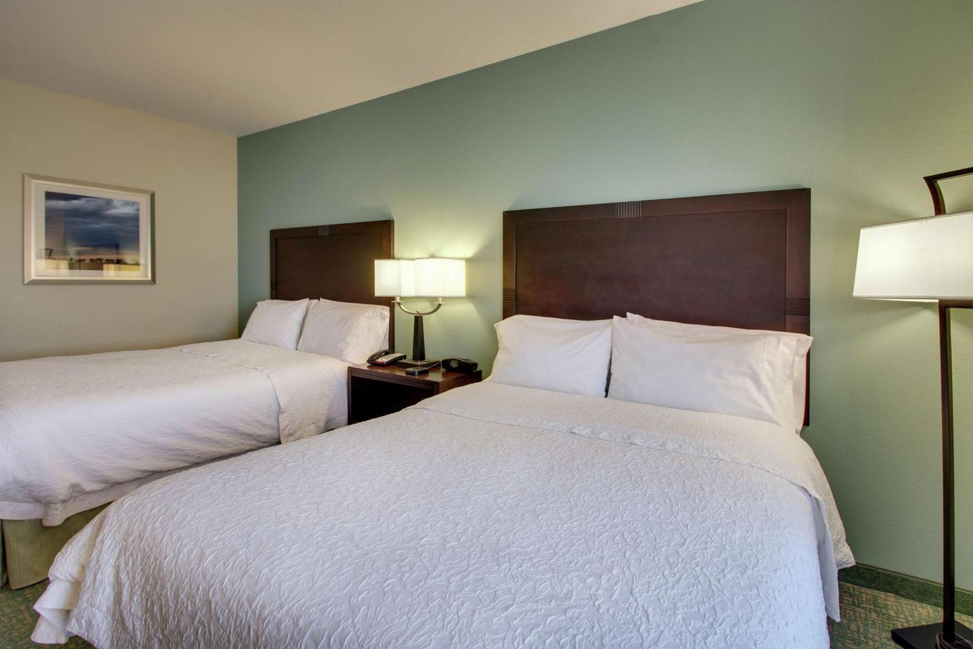 Hampton Inn Vernon Ngoại thất bức ảnh